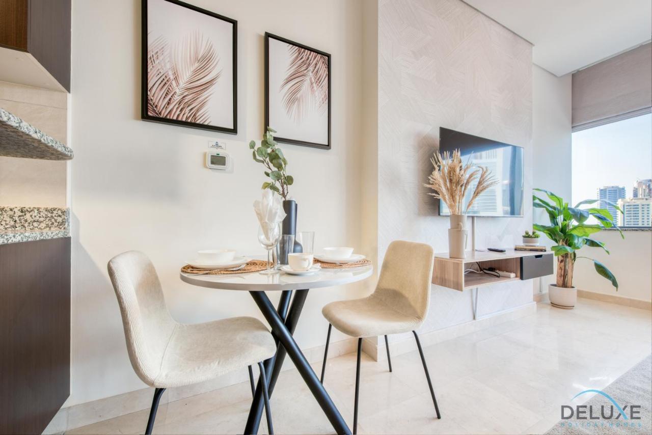 Calm Studio At Sky Gardens Difc By Deluxe Holiday Homes Dubai Exterior foto