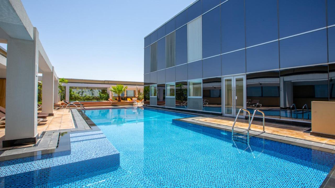 Calm Studio At Sky Gardens Difc By Deluxe Holiday Homes Dubai Exterior foto